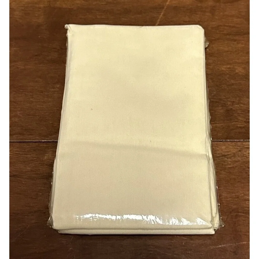 Vintage West Point Pepperell No Iron 2- Standard Pillowcases NEW NOS